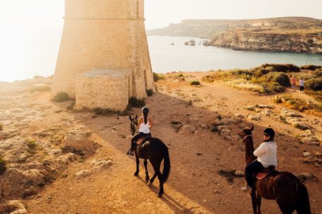 Escursione a cavallo a Malta
